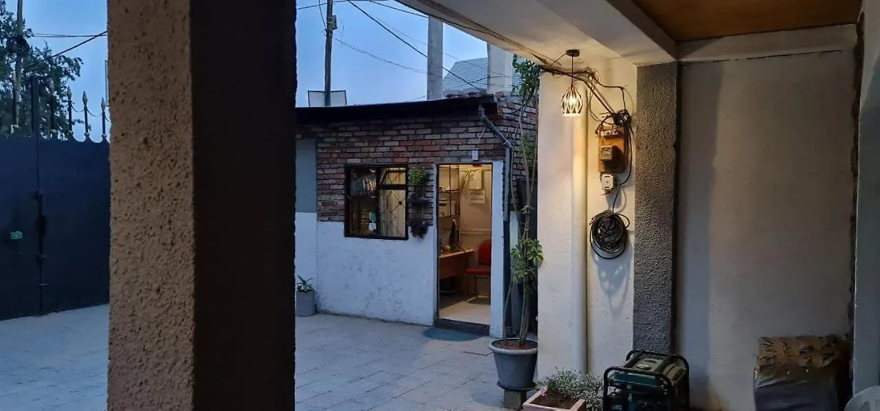 Lucy Guest House 아디스아바바 2*,